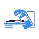 Curalini logo met radiotherapie scanner en patiënt